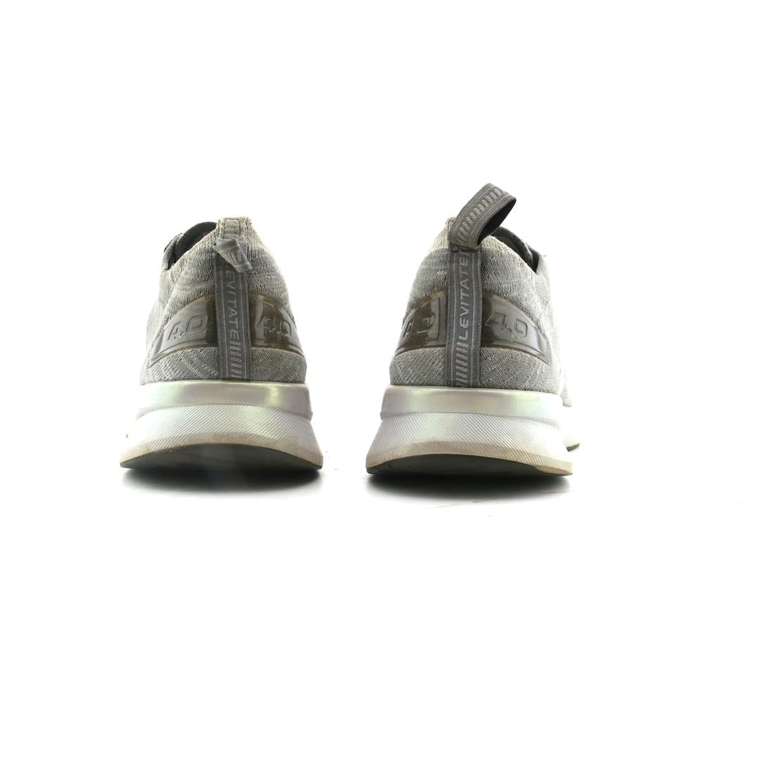 LEVITATE 4