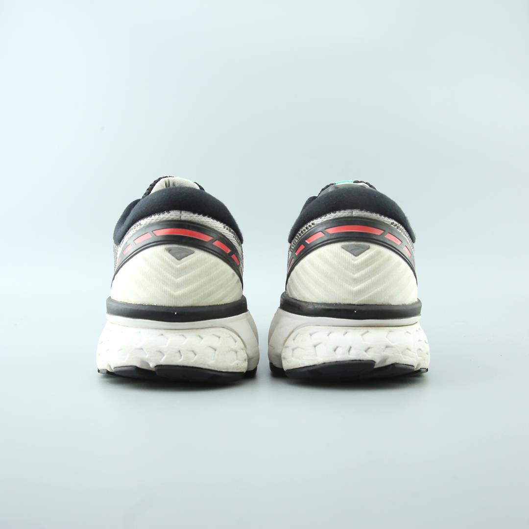 GHOST 11