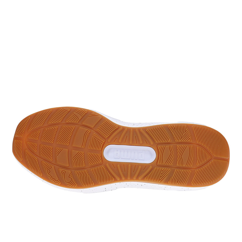 Softride Enzo 5 Wide Lace Up Sneakers