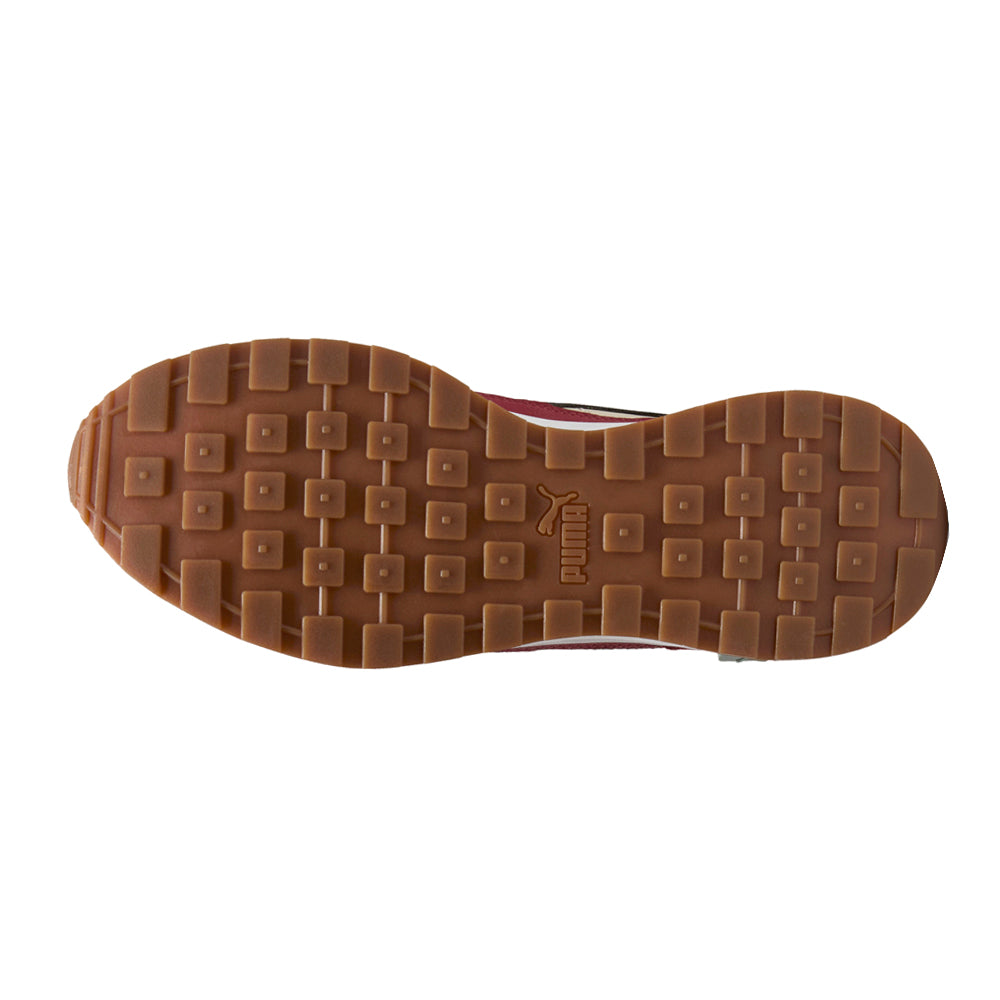 Graviton Greenside Lace Up Sneakers