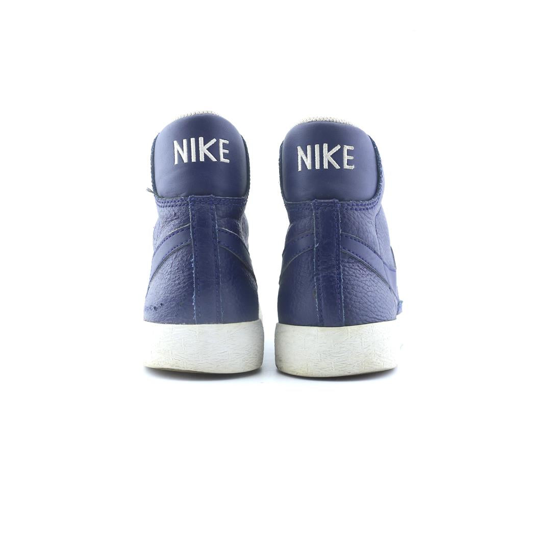 BLAZER MID