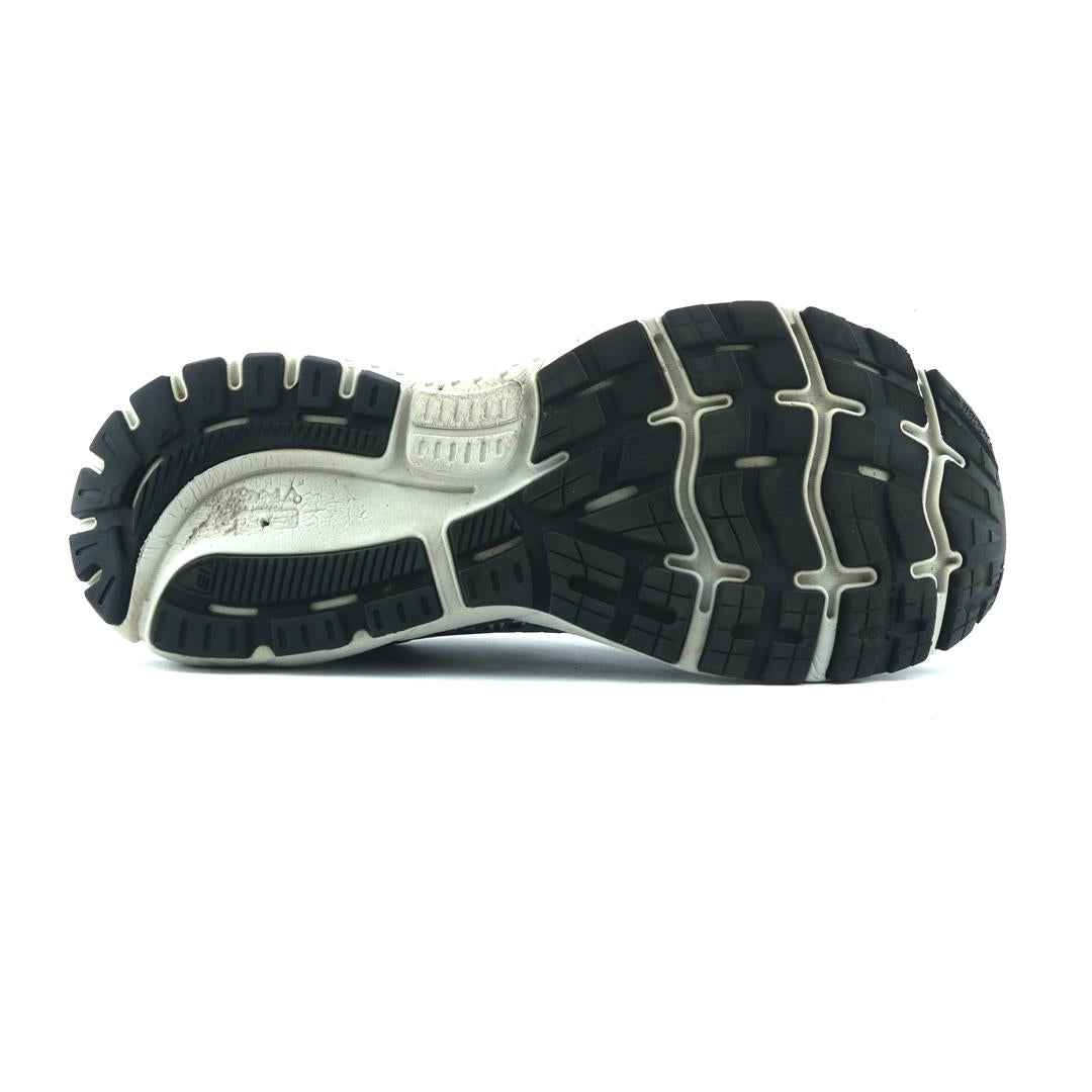 GHOST 13
