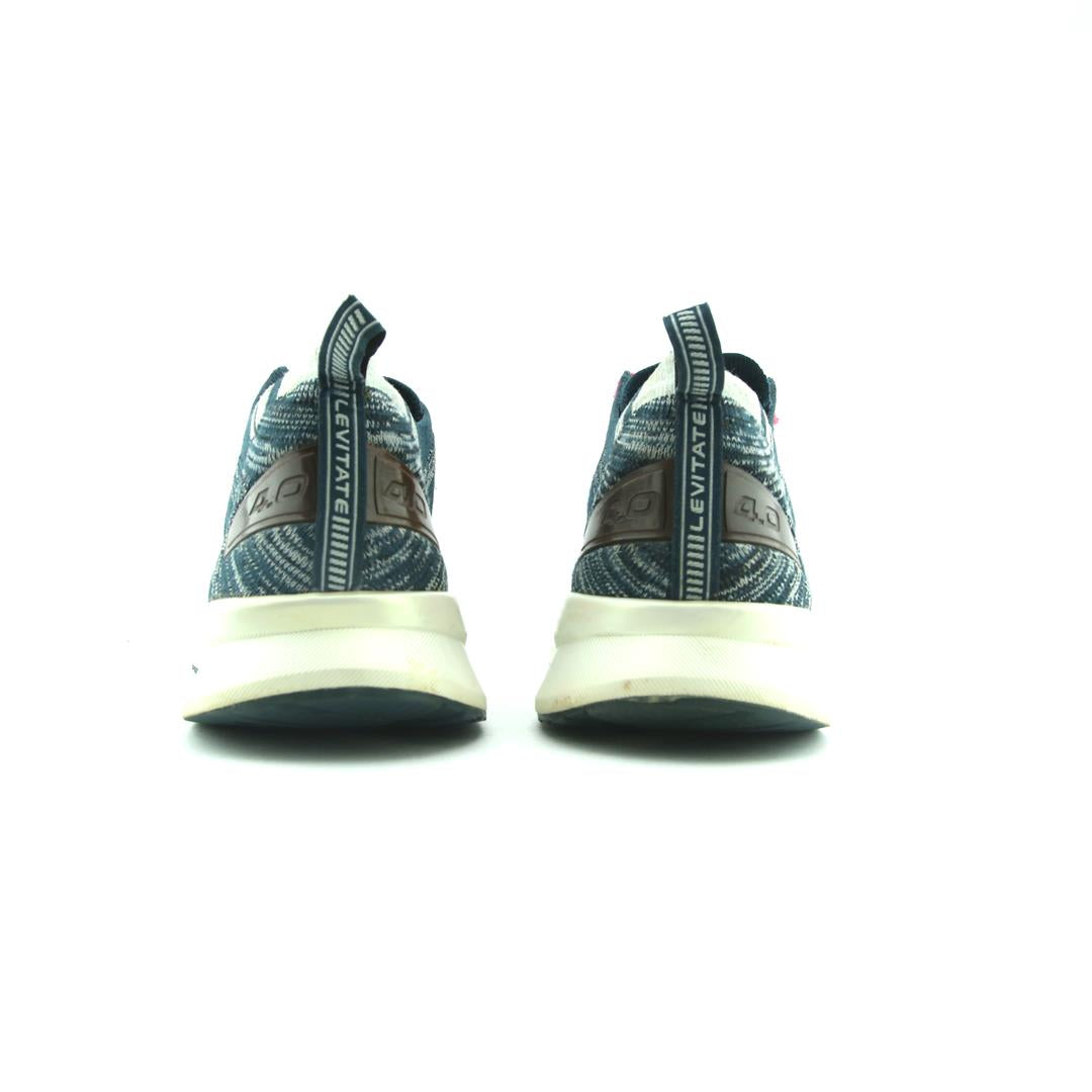 LEVITATE 4