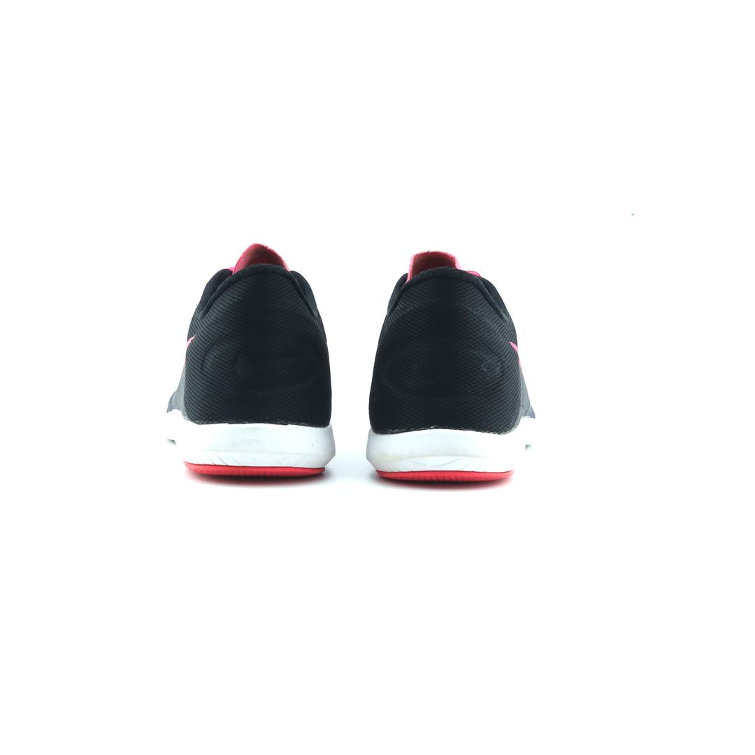 STUDIO TRAINER 2