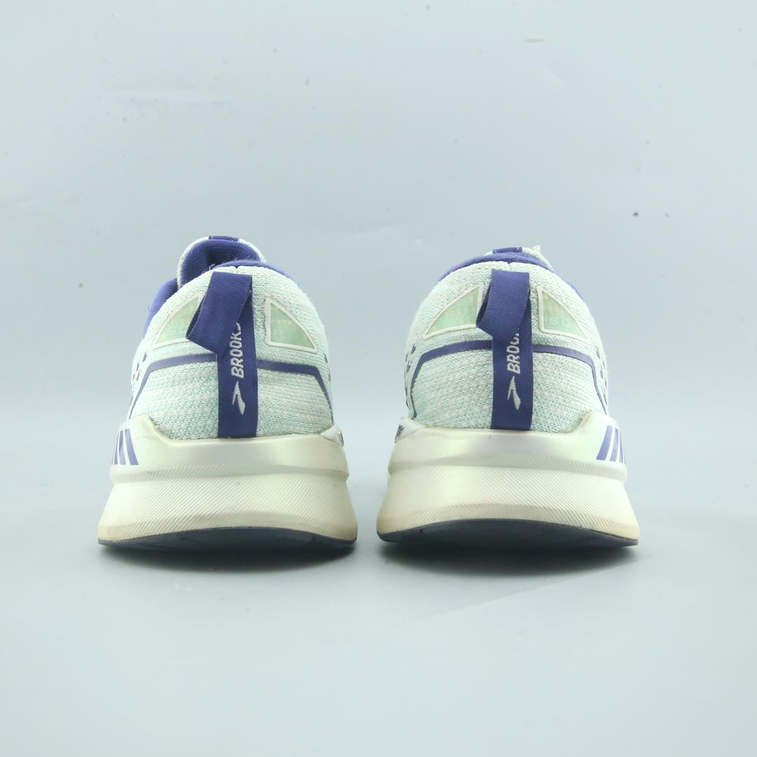 LEVITATE GTS 5