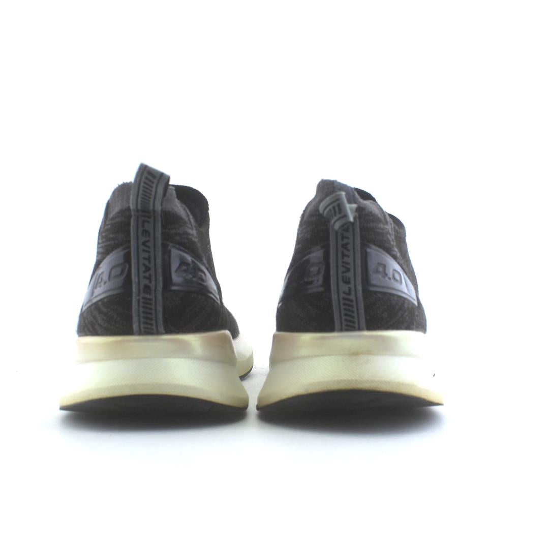 LEVITATE 4