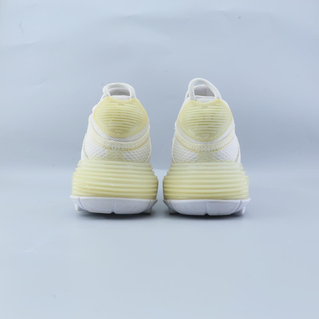 AIR MAX 2090