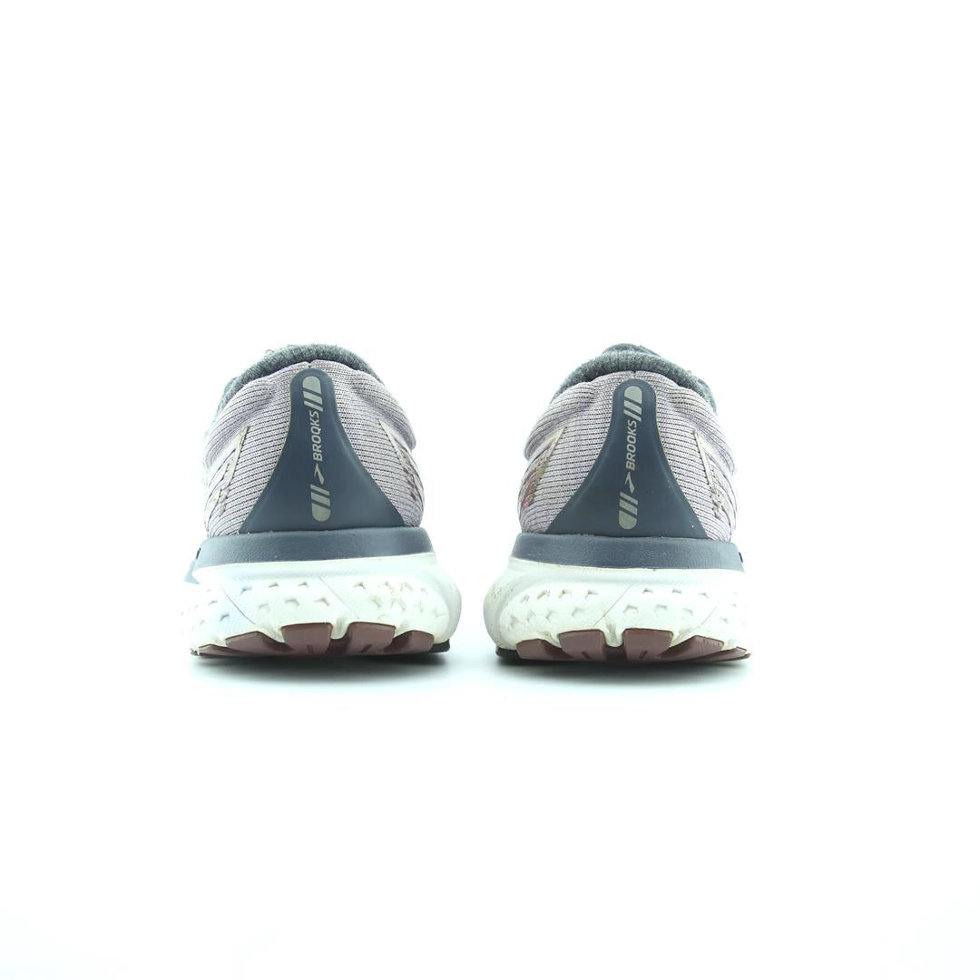 GHOST 13