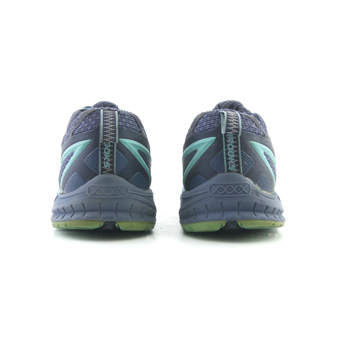 CASCADIA 9