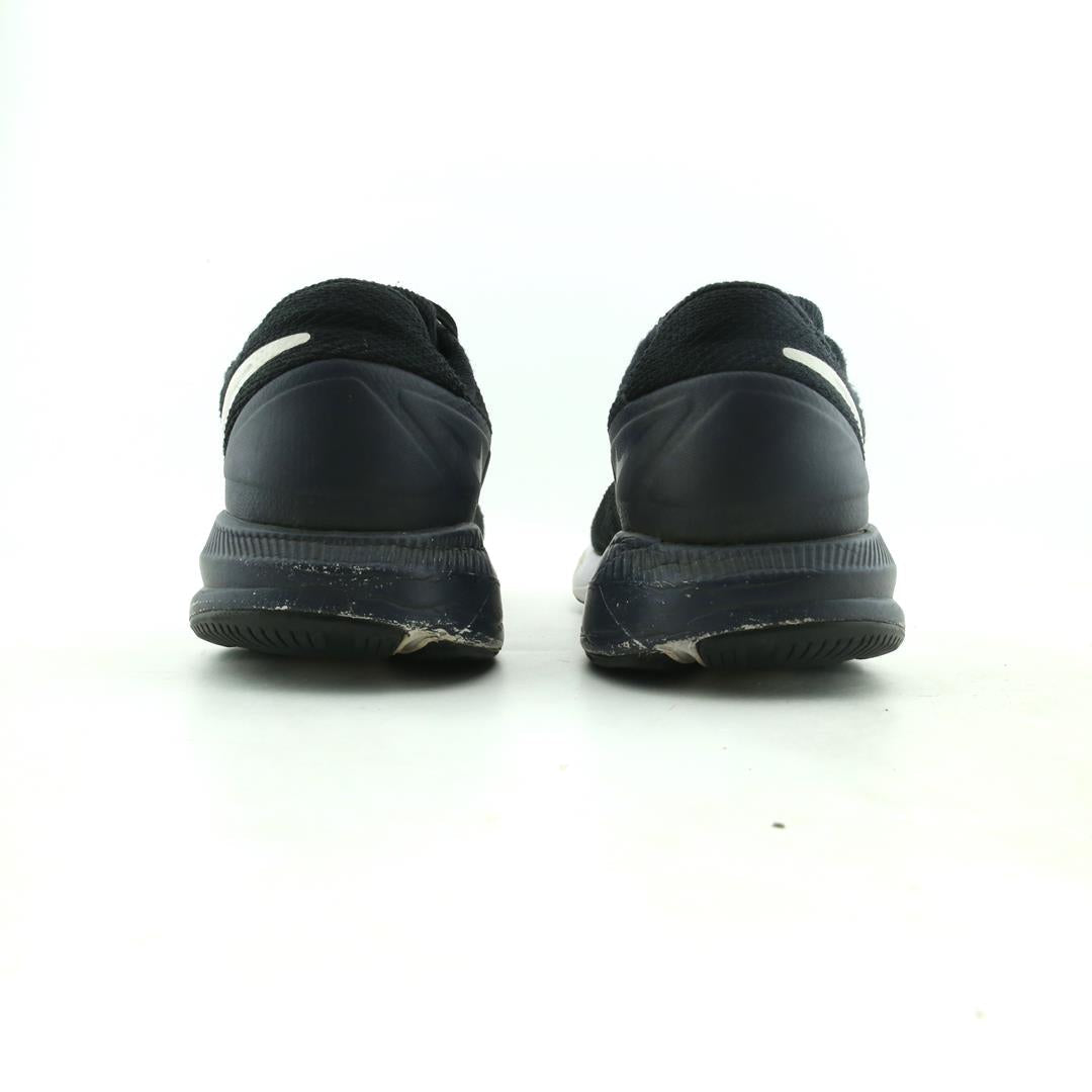 AIR ZOOM STRUCTURE 22