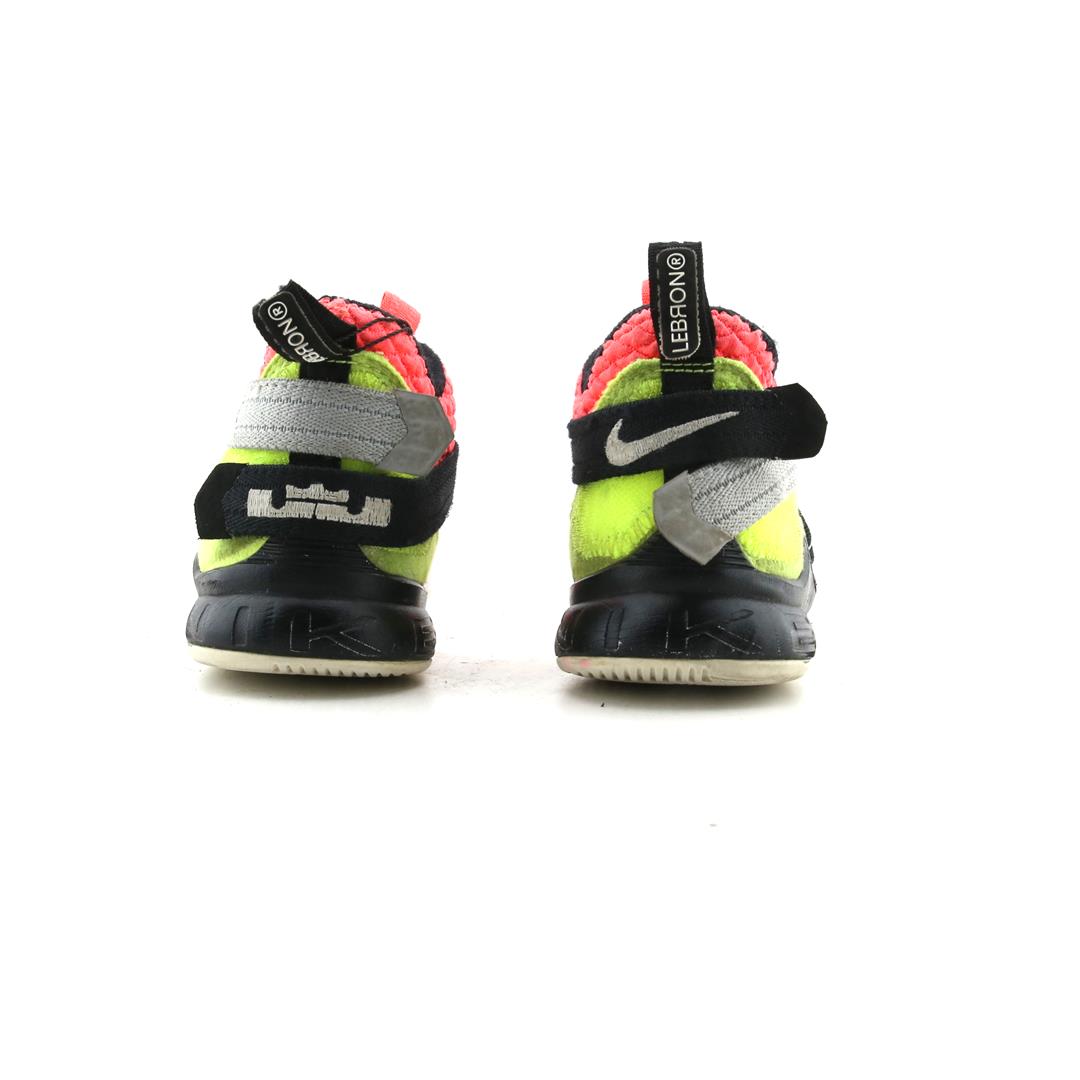 LEBRON SOLDIER XII