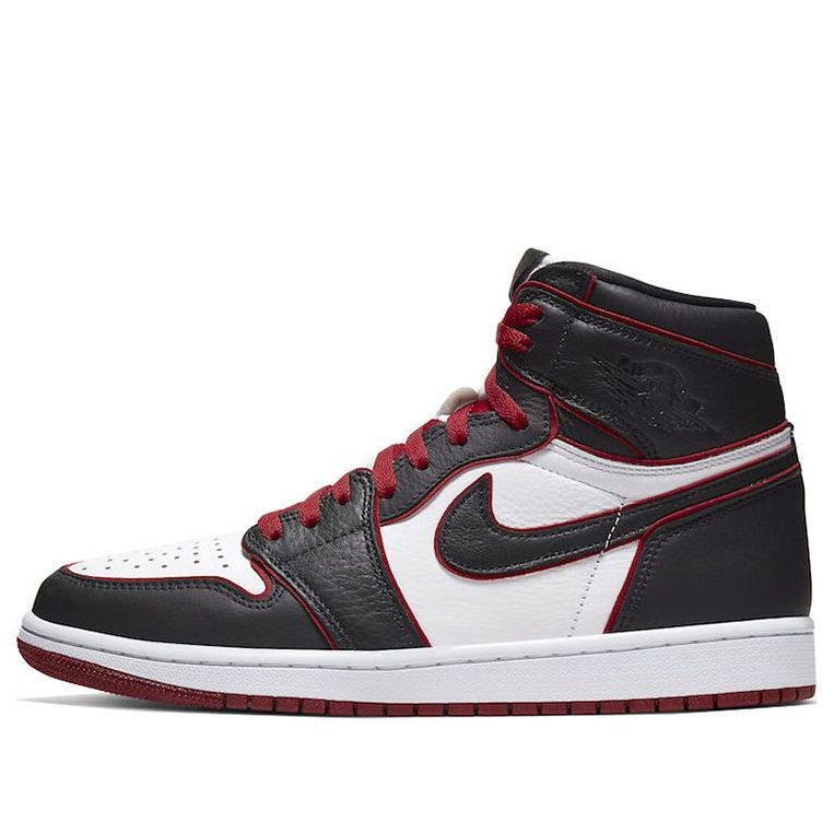 Air Jordan 1 Retro High OG 'Bloodline' 555088-062 Classic Sneakers