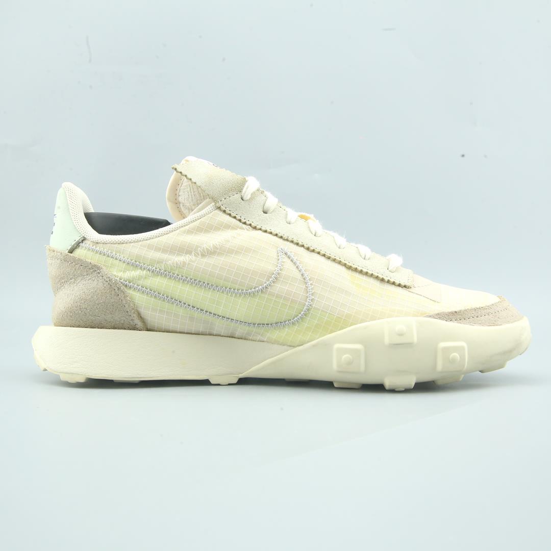 WAFFLE RACER