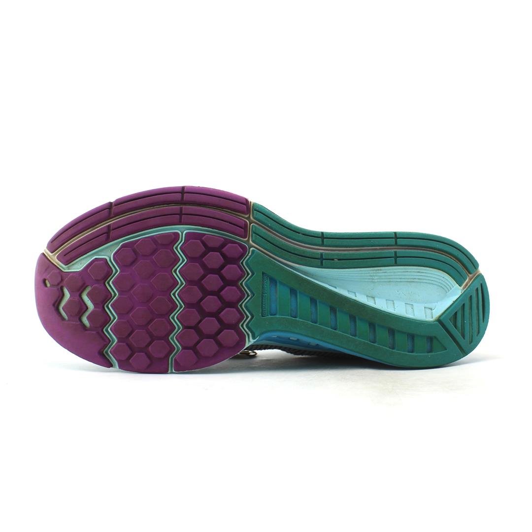 AIR ZOOM STRUCTURE 19