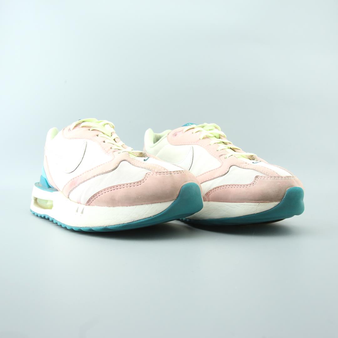 AIR MAX DAWN