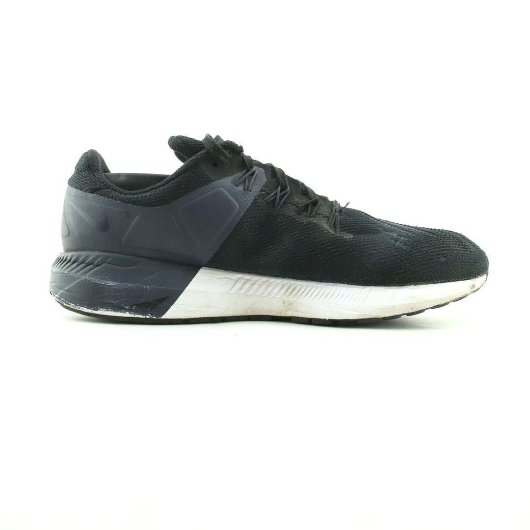 AIR ZOOM STRUCTURE 22