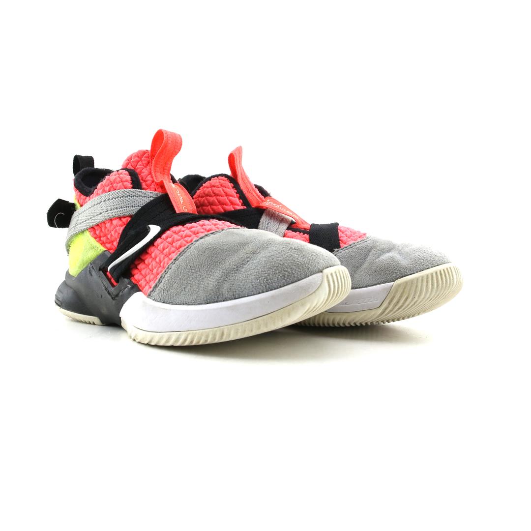 LEBRON SOLDIER XII