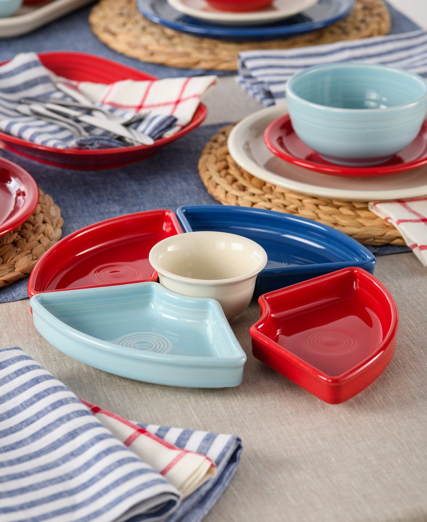 Americana 5-Piece Mixed Colors Entertaining Set 8 1/5 Inch