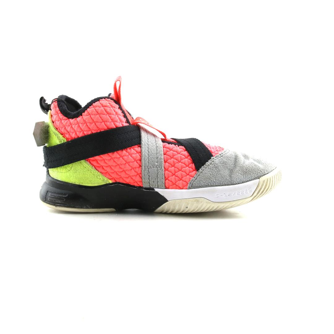LEBRON SOLDIER XII