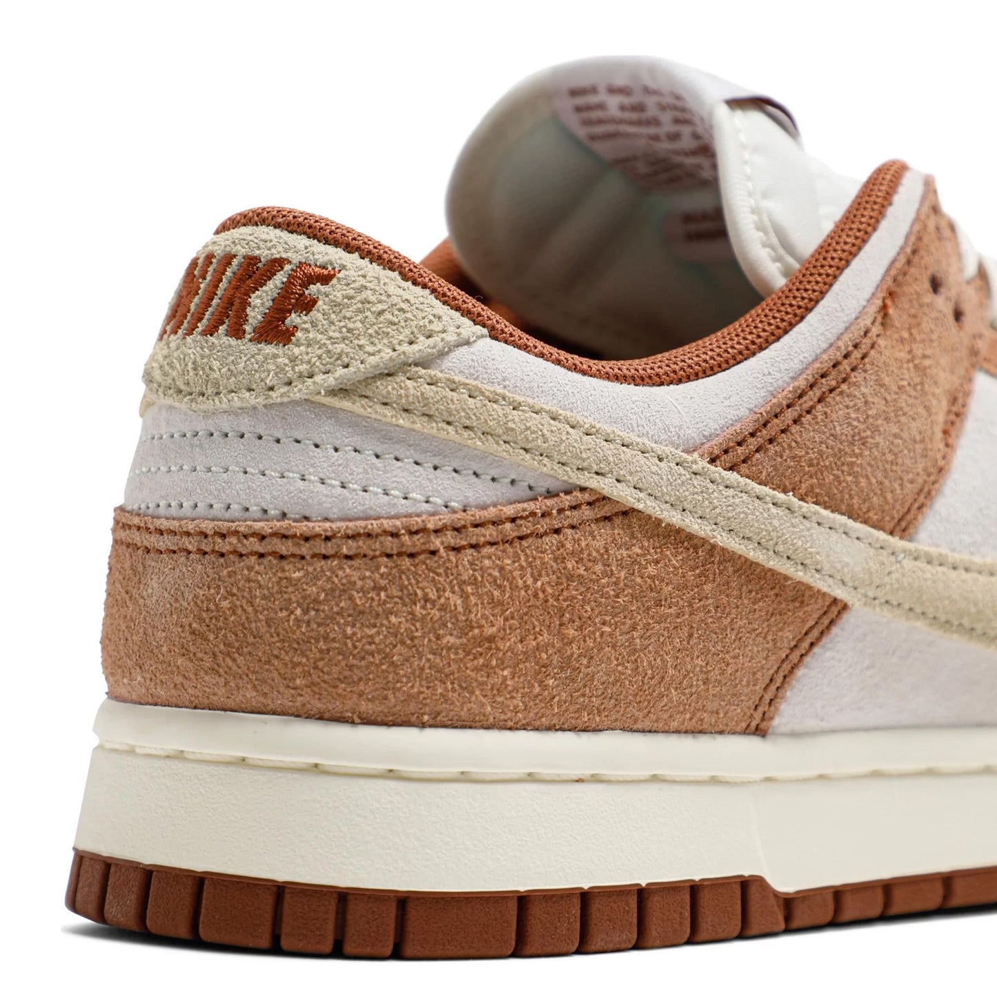 Dunk Low 'Medium Curry' (2021)
