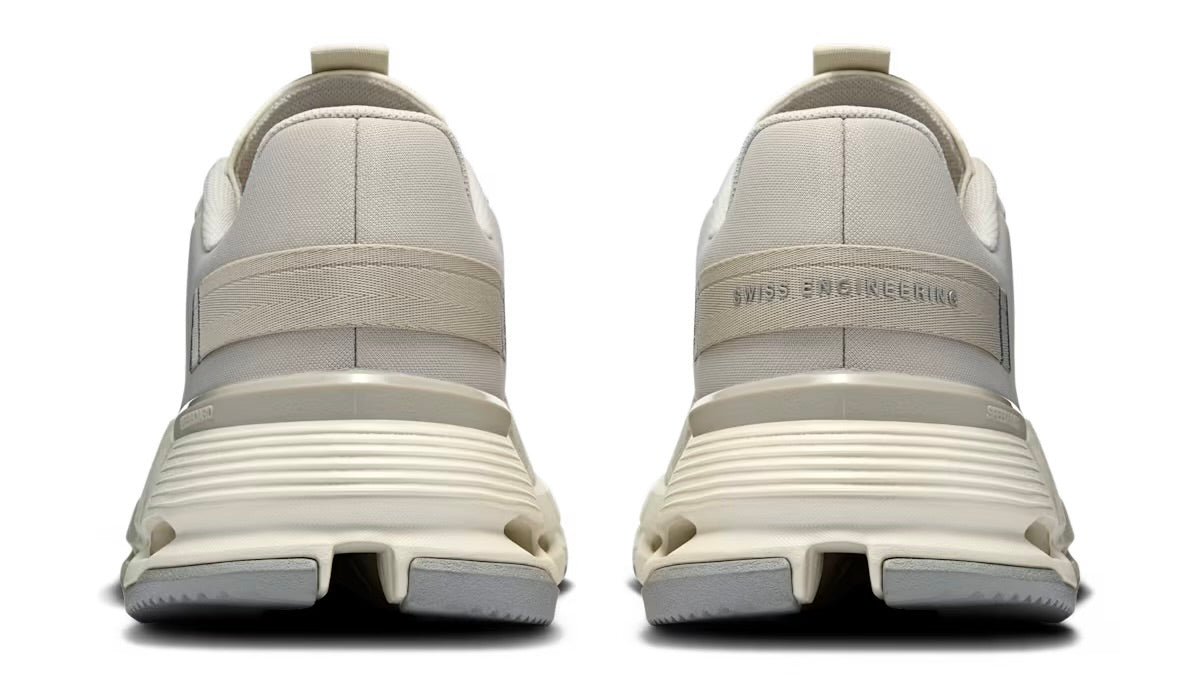 Running Cloudnova Form 2 TT Sand Ivory (M)