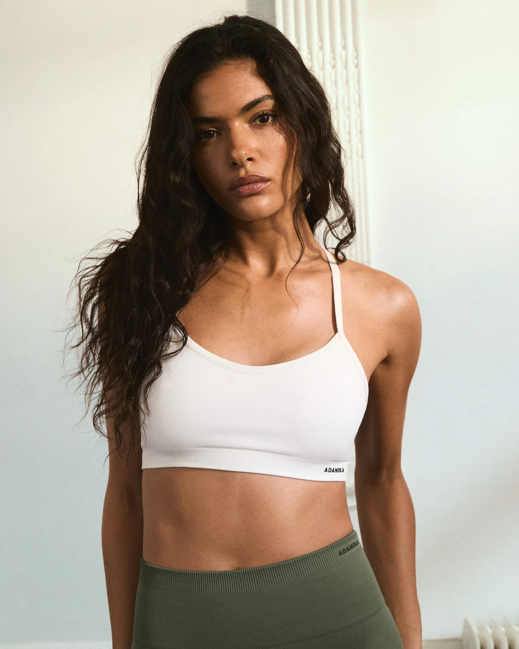 Classic Seamless Cross Back Bra - Warm White