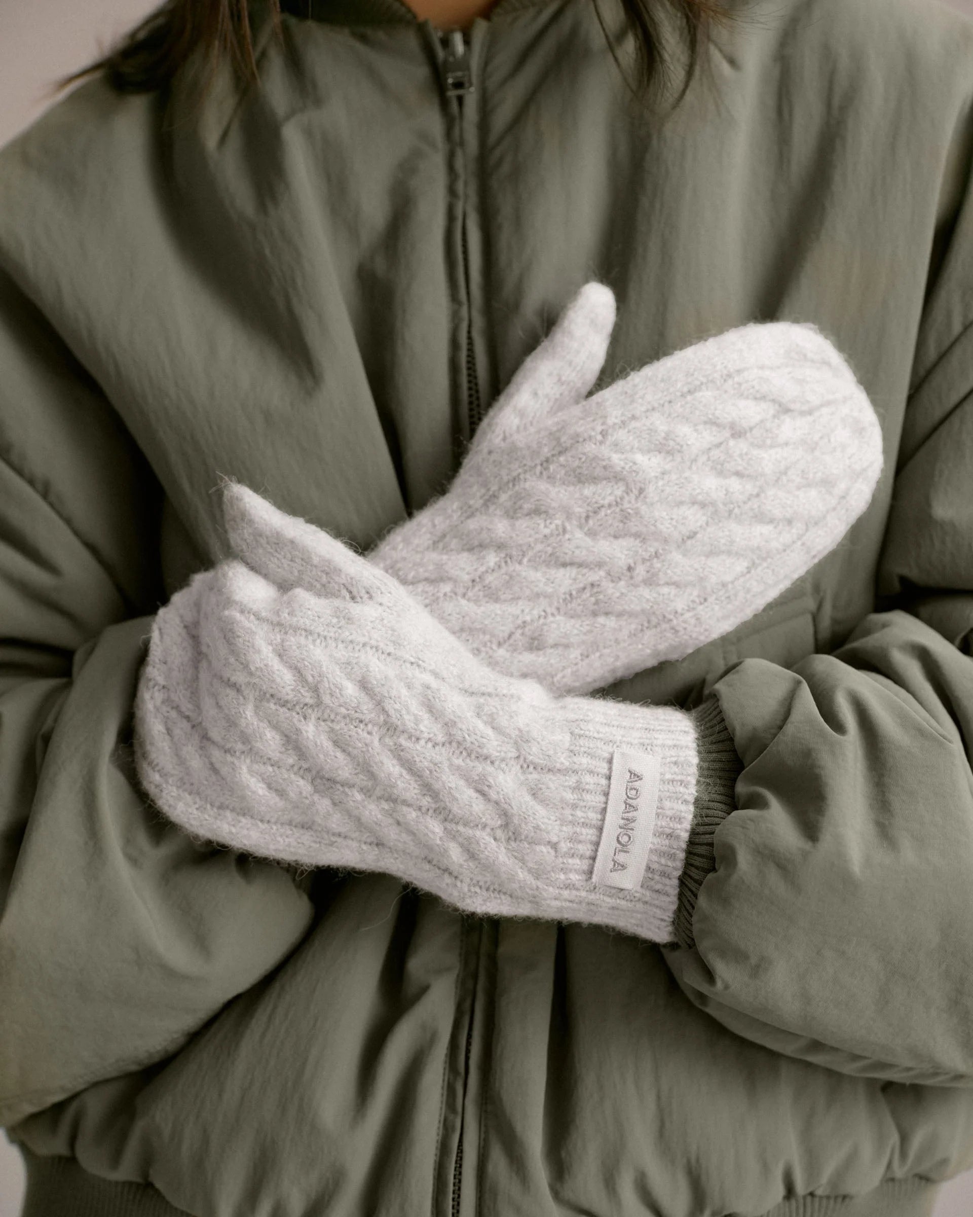 Cable Knit Mittens - Light Grey Melange