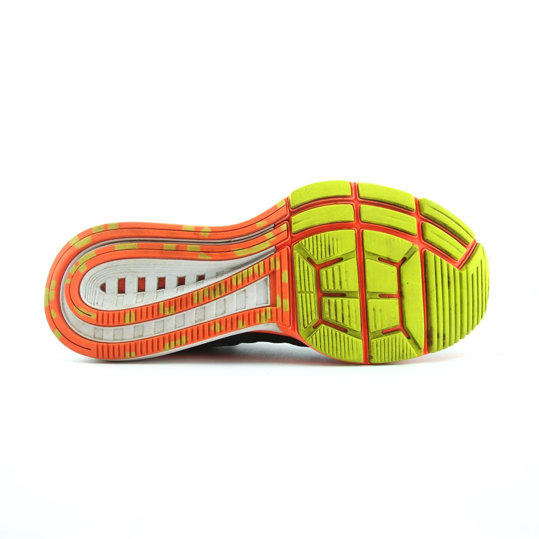 AIR ZOOM VOMERO 10