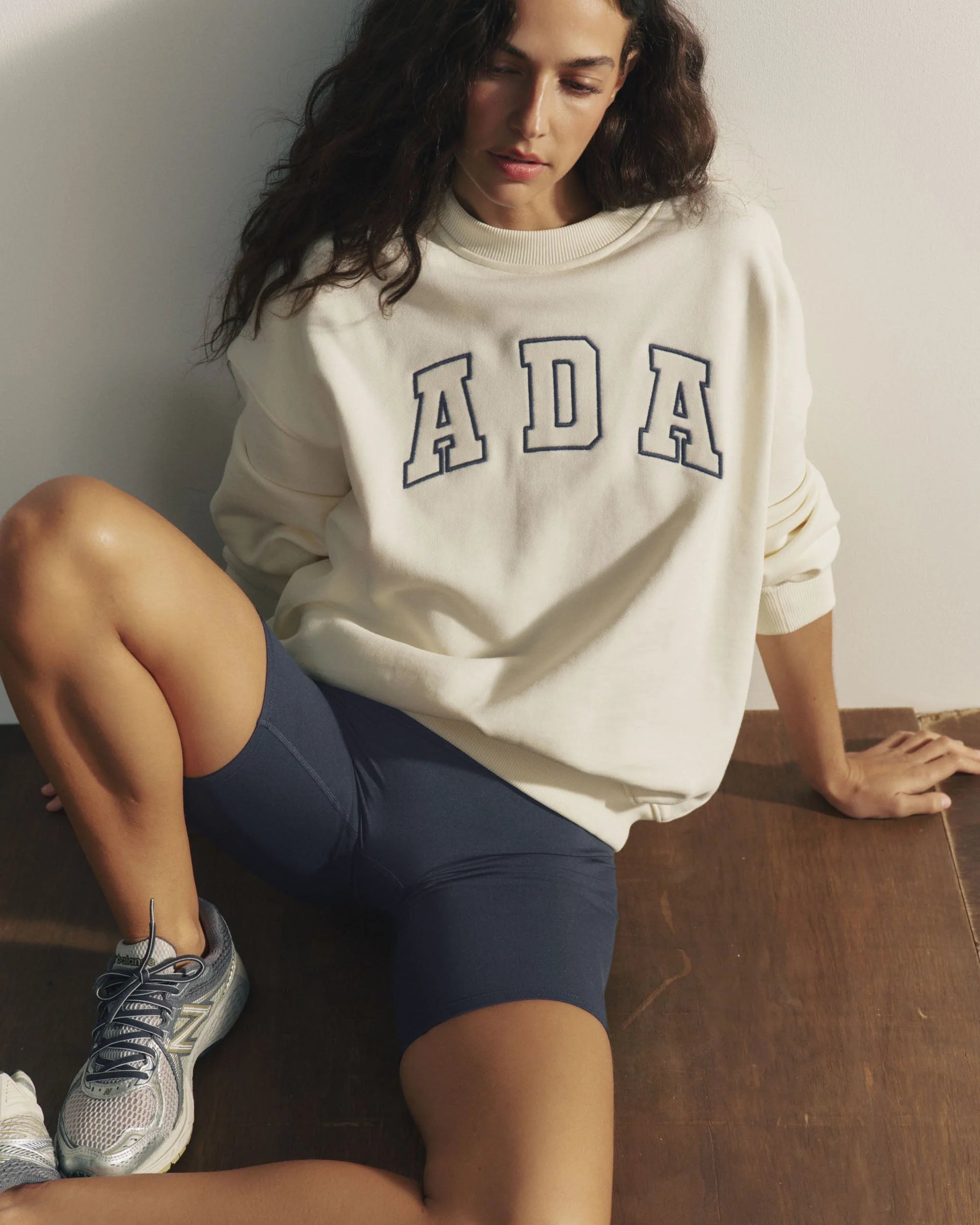 ADA Oversized Sweatshirt - Marshmallow White/Midnight Blue