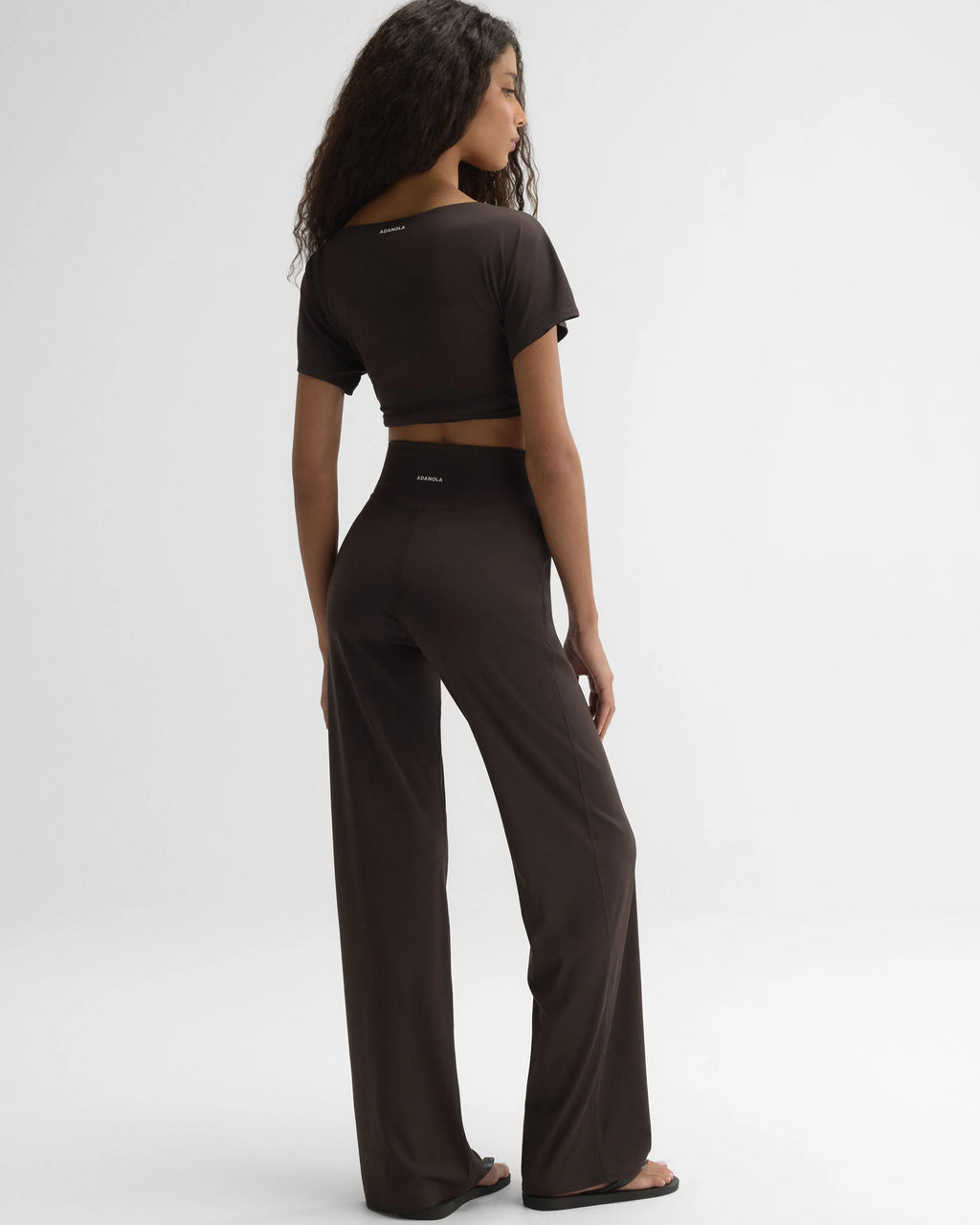 Straight Leg Yoga Pant - Coffee Bean