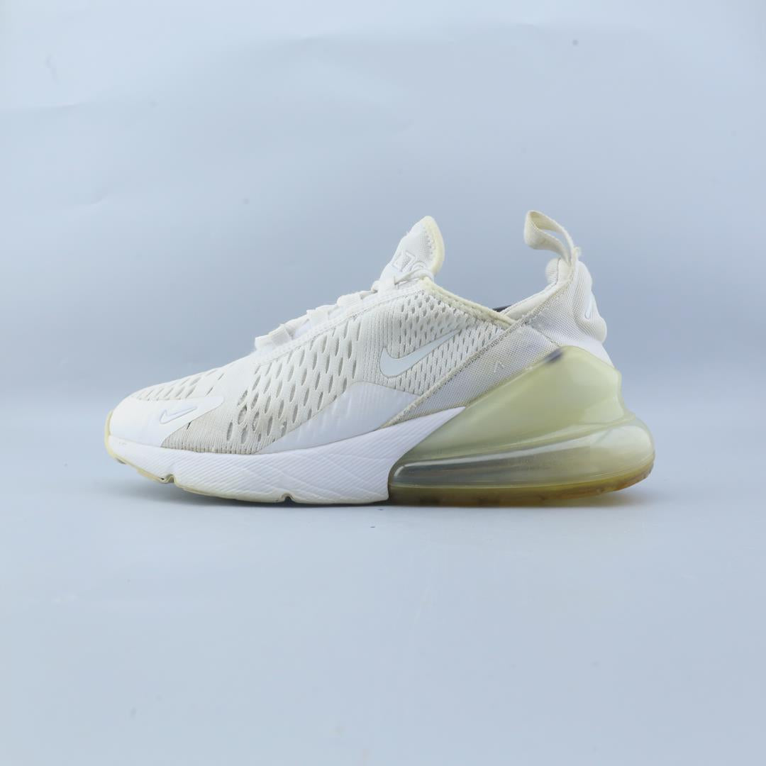 AIR MAX 270