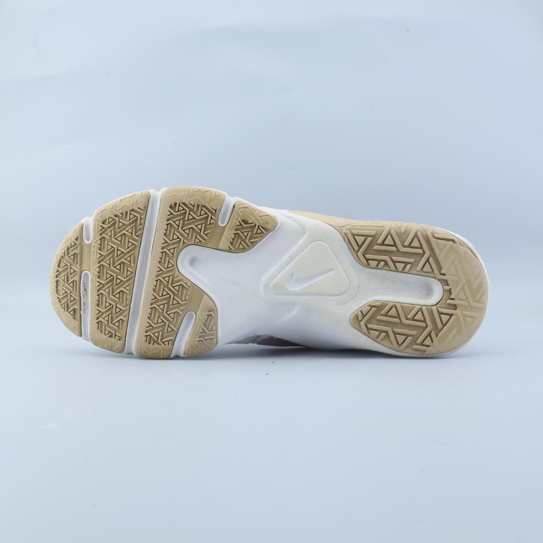 LEGEND ESSENTIAL 2