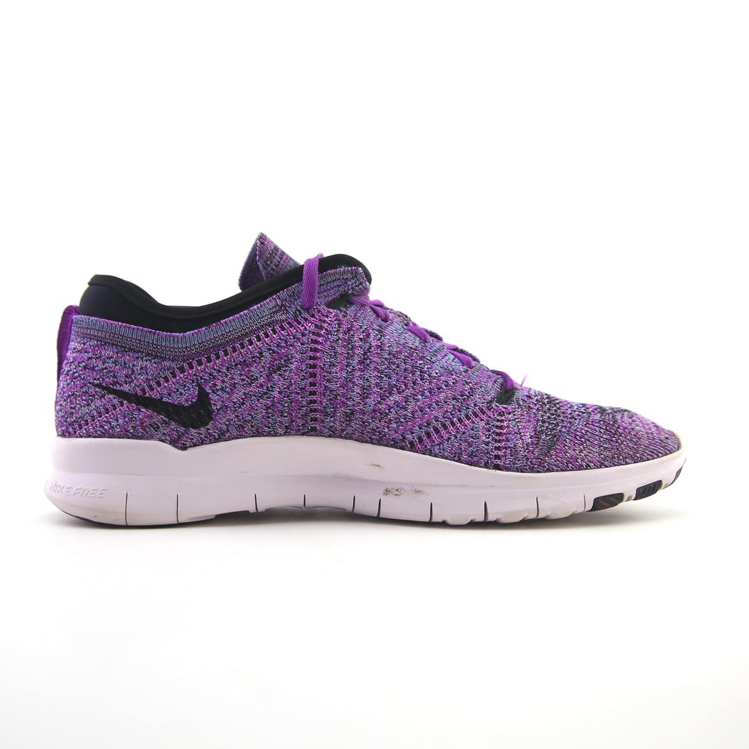 TR 5 FLYKNIT