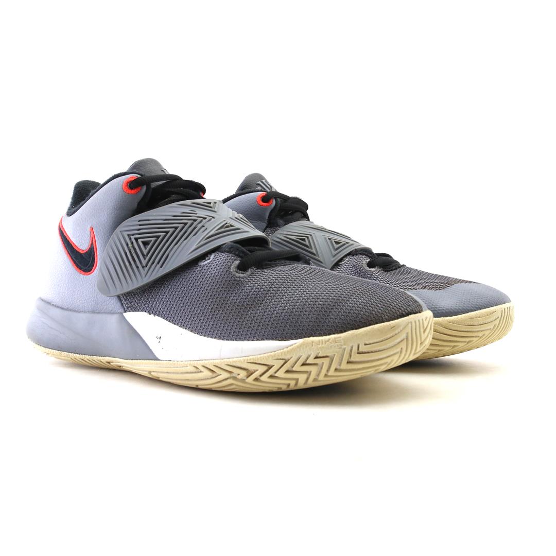KYRIE FLYTRAP 3