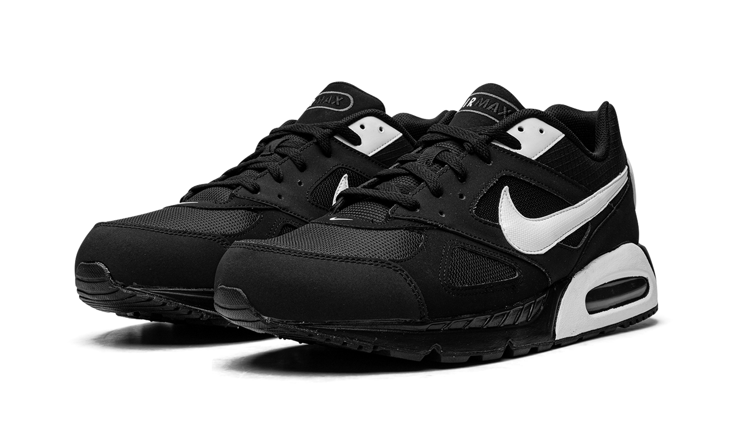 Air Max IVO 580518 011