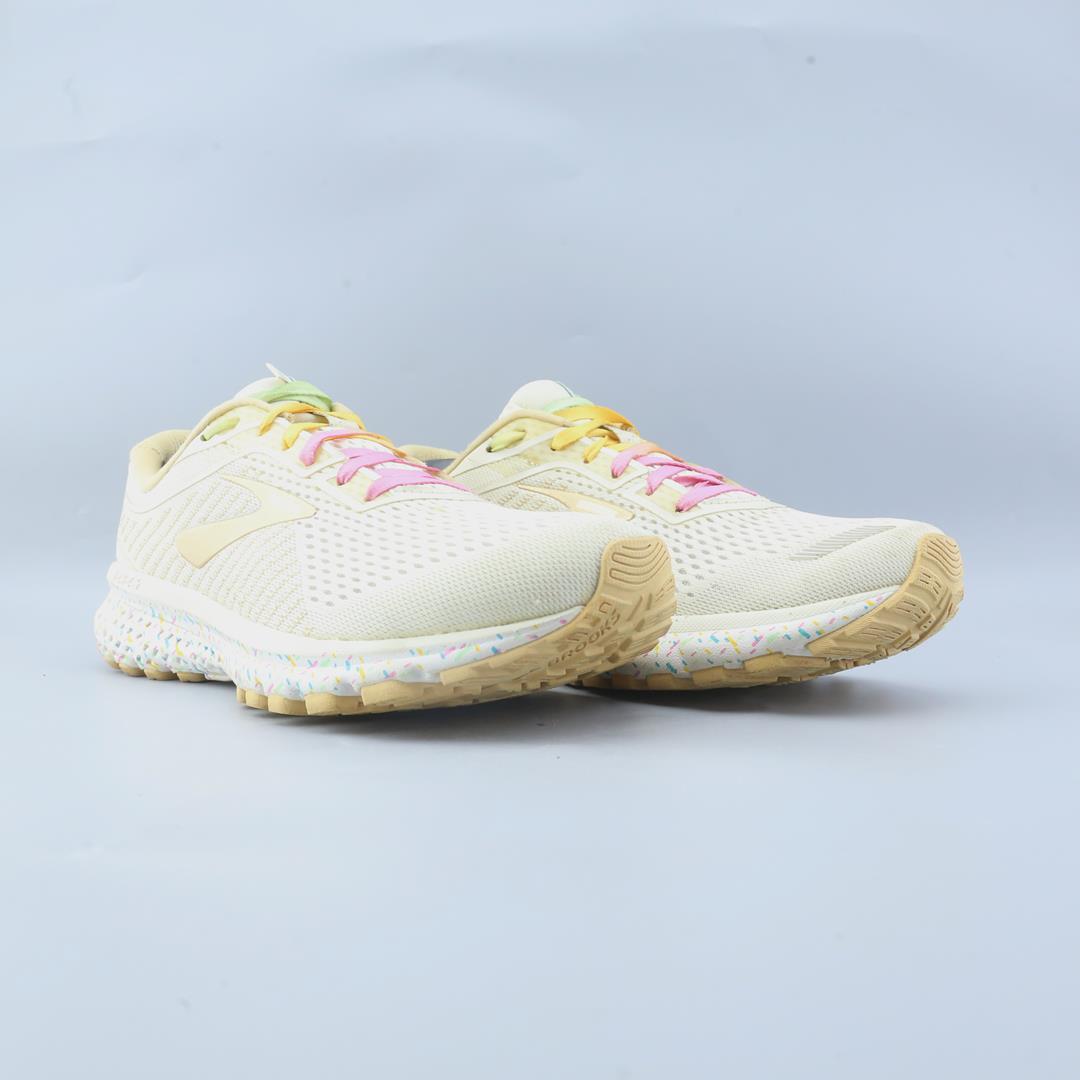 GHOST 12