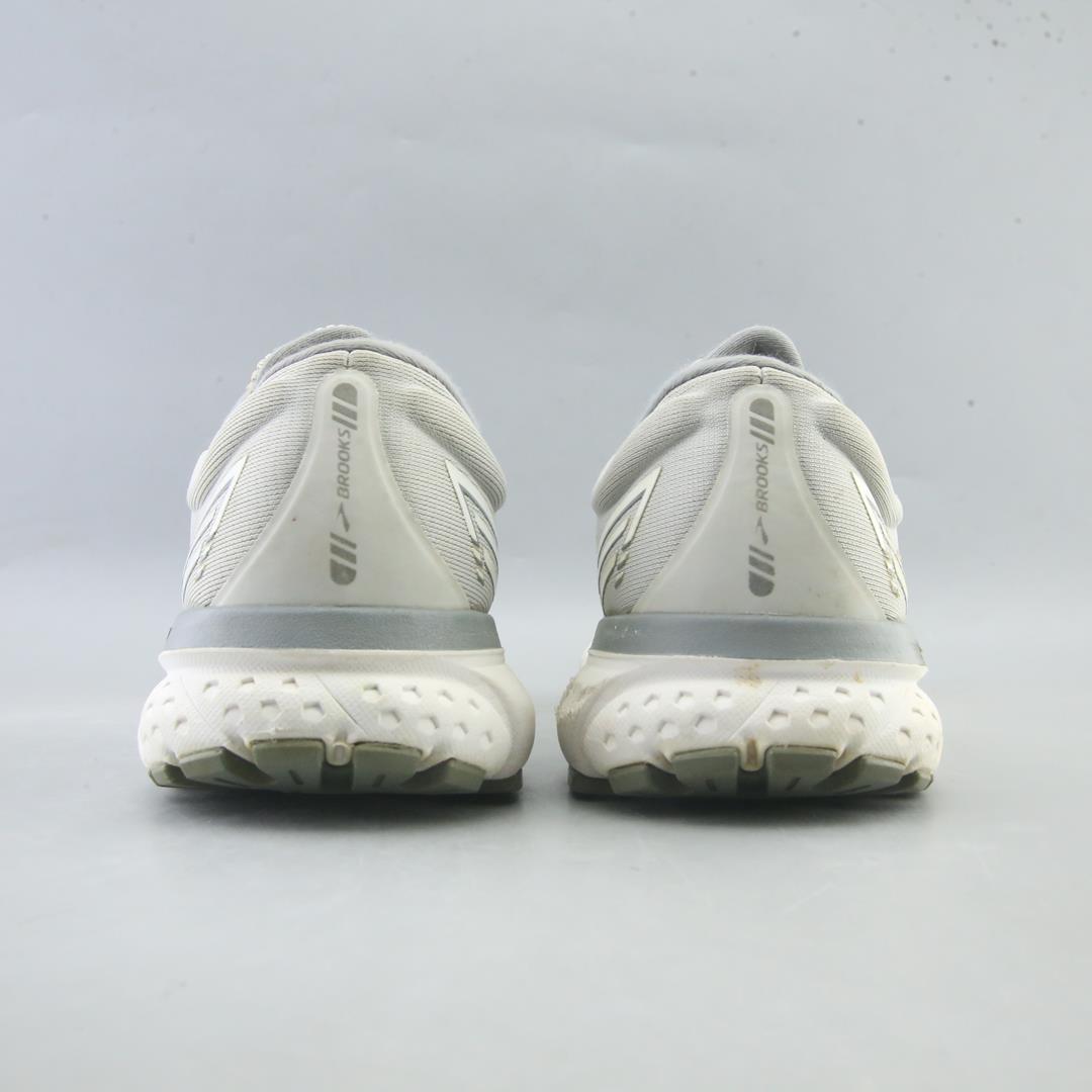 GHOST 13