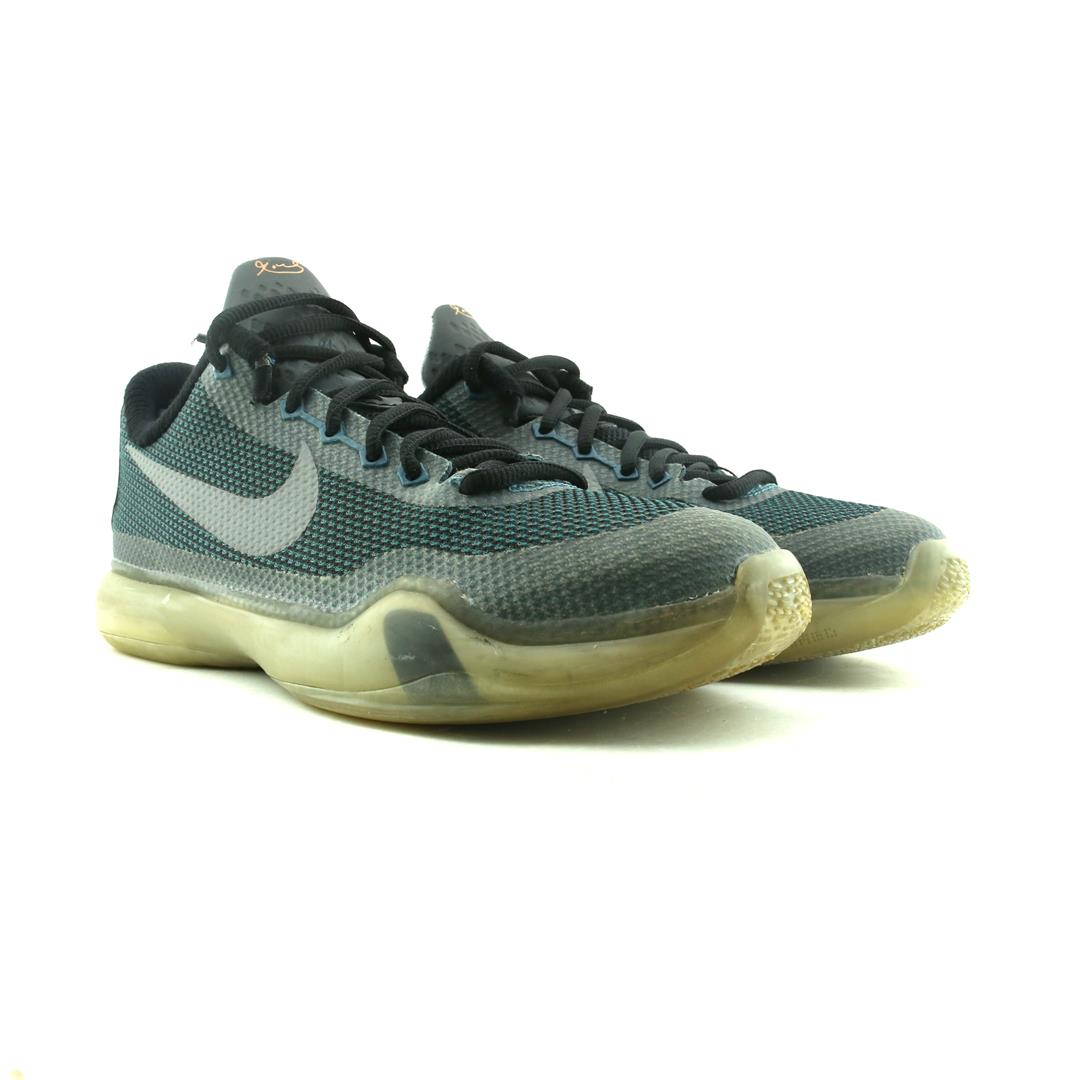 KOBE BRYANT X 10