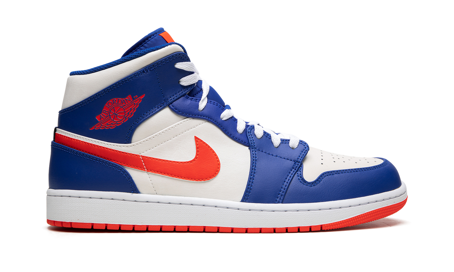 1 Mid "Knicks" FD1029 400
