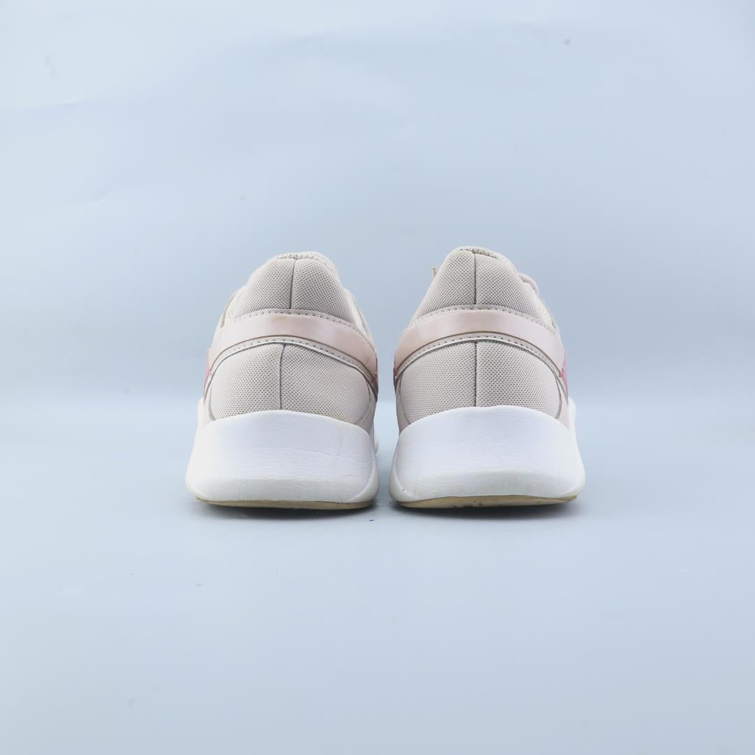 LEGEND ESSENTIAL 2