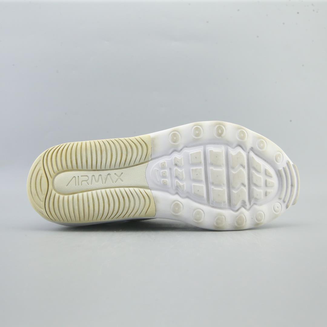 AIR MAX BOLT