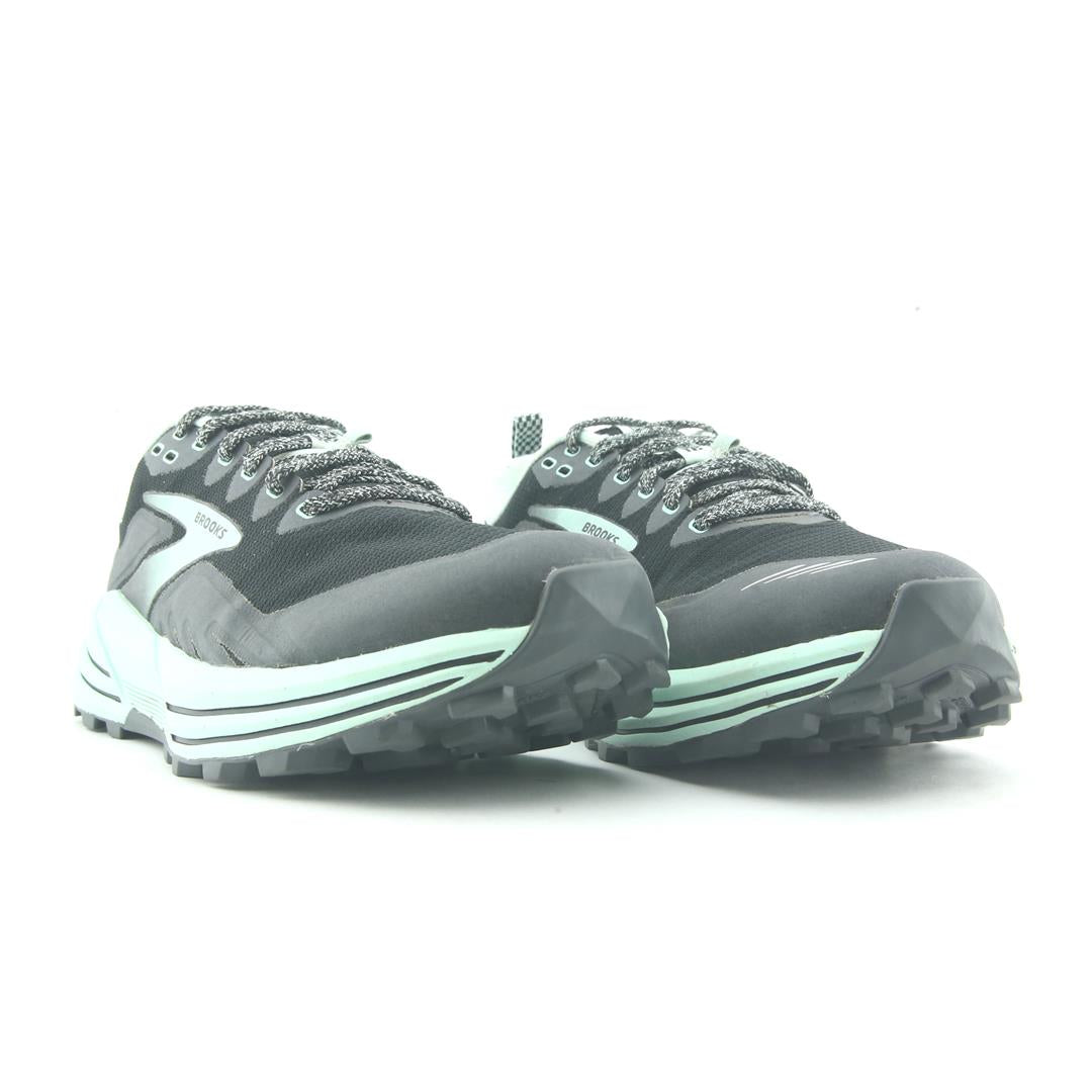 CASCADIA 16