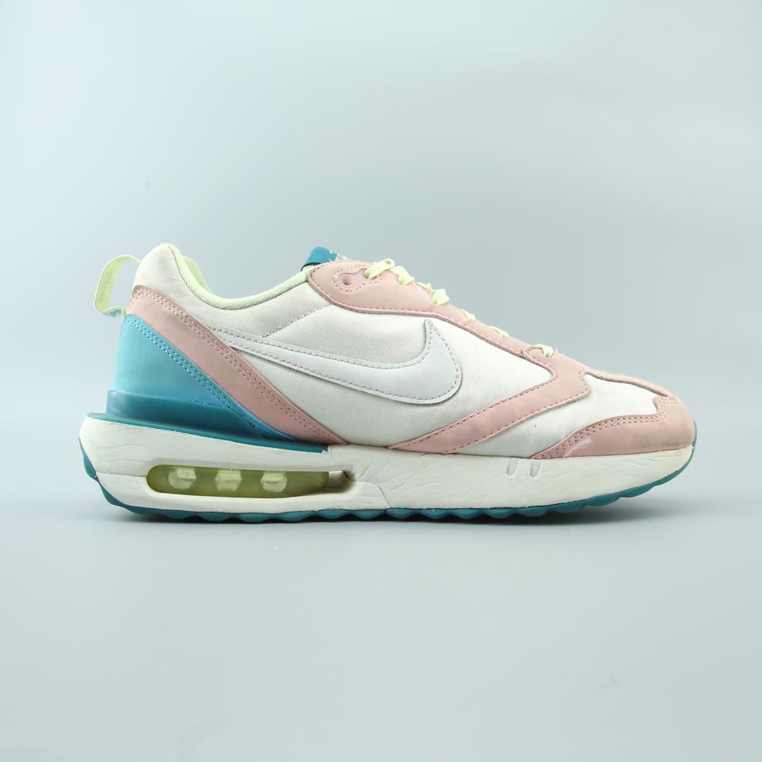 AIR MAX DAWN