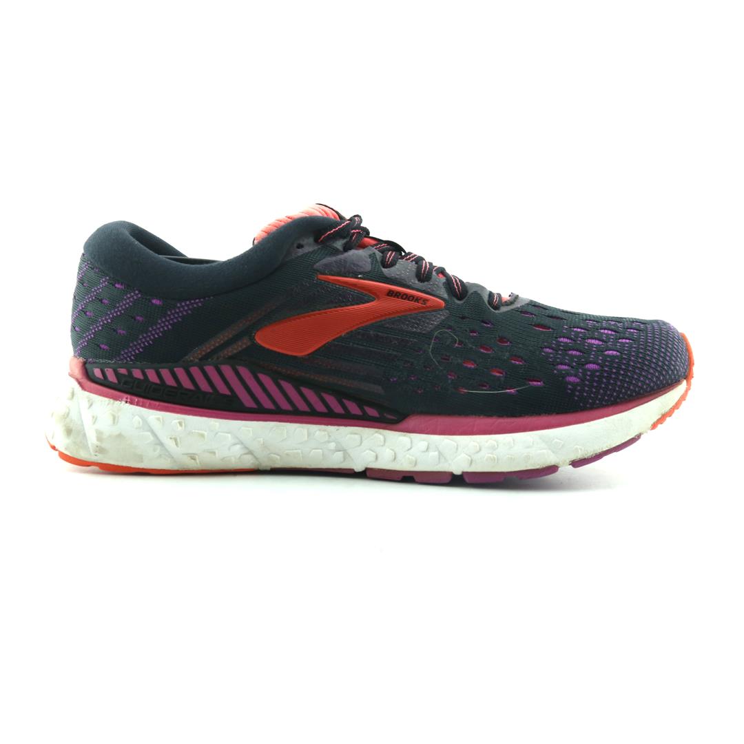 TRANSCEND 6