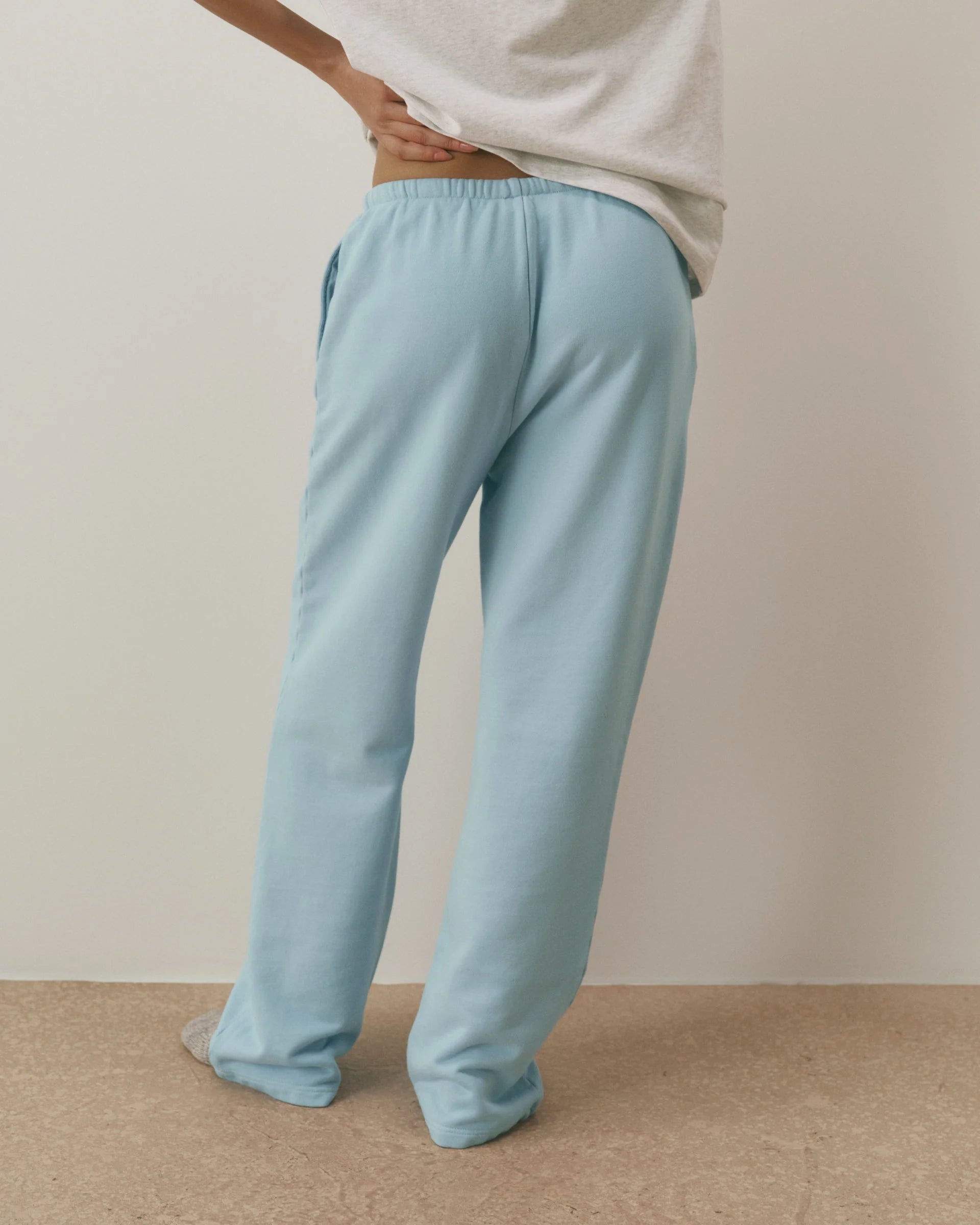 Le Mode De Vie Washed Straight Leg Sweatpants - Breeze Blue/Marshmallow White