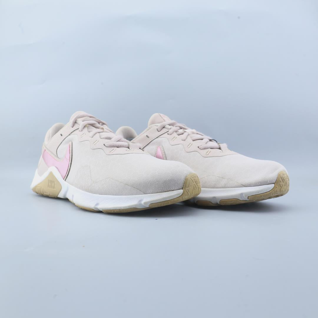 LEGEND ESSENTIAL 2