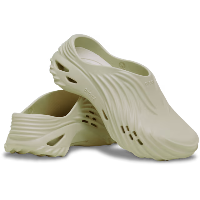 Sculpted Wave Clog