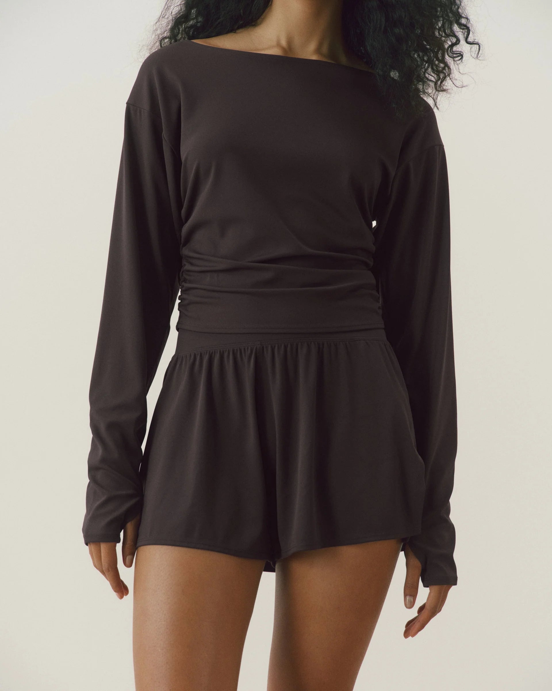 Long Sleeve Ruched Side Top - Coffee Bean