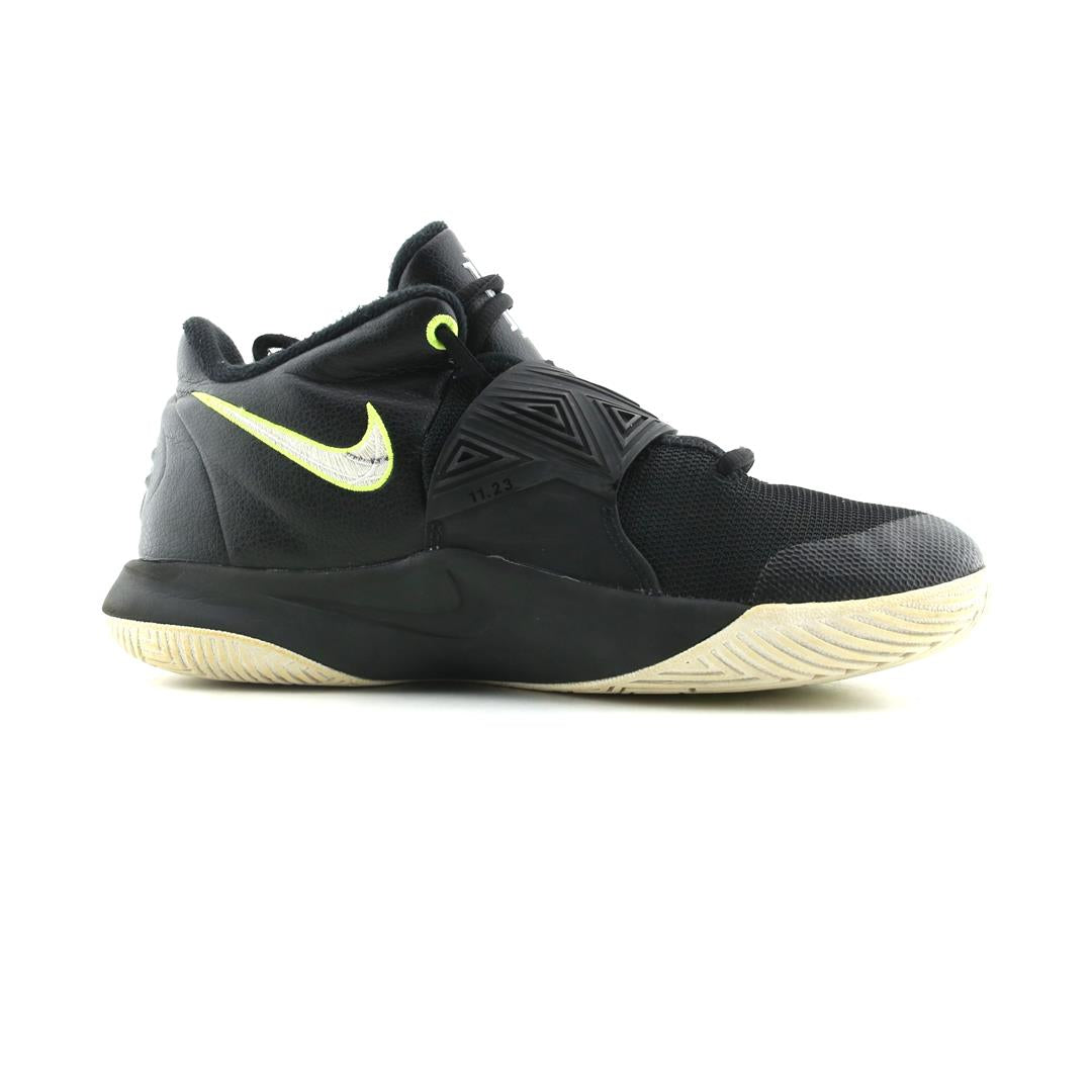 KYRIE FLYTRAP 3