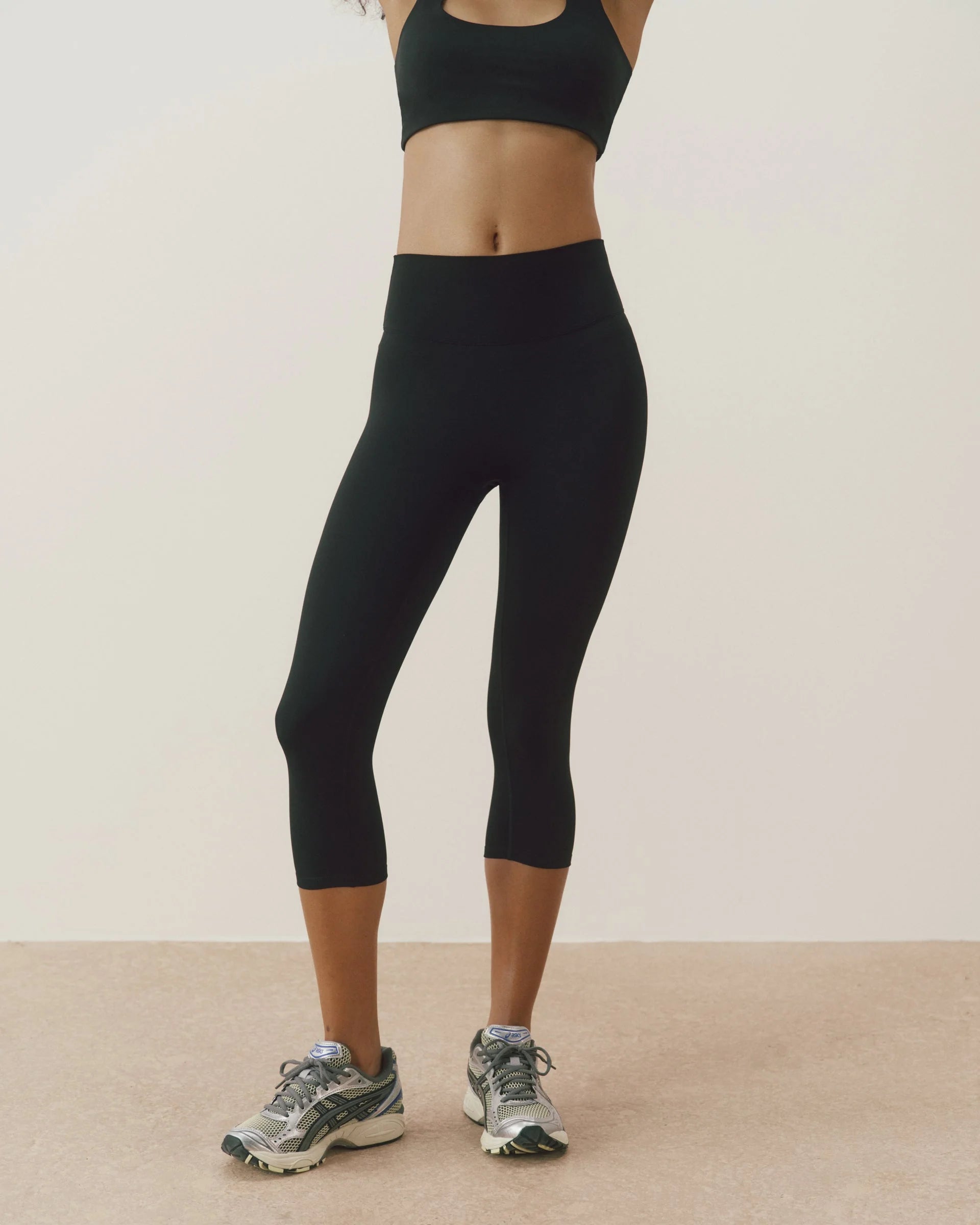 Ultimate Capri Leggings - Black